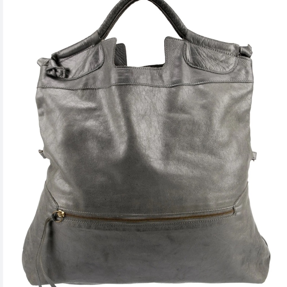 Foley and Corinna tote
